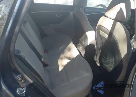 2013 Hyundai Elantra Gt из США, поврежденный, VIN KMHD35LE0DU092170